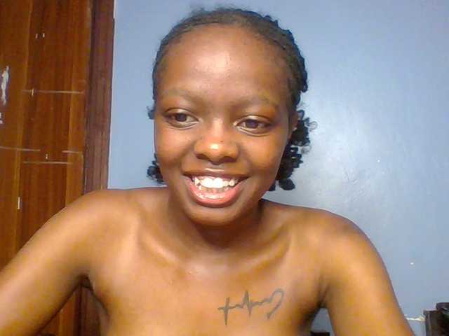 Fun-gal live cam on BongaCams