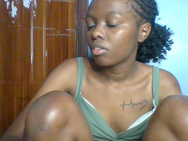 Fun-gal live cam on BongaCams