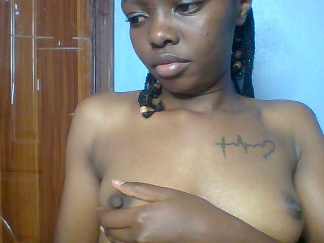Fun-gal live cam on BongaCams