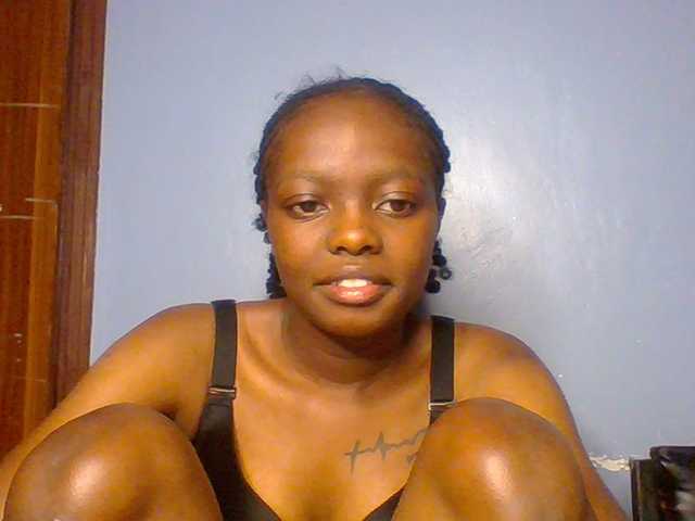 Fun-gal live cam on BongaCams