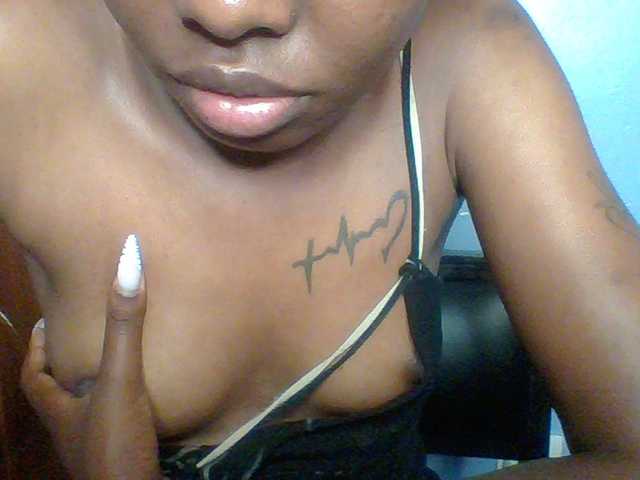 Fun-gal live cam on BongaCams