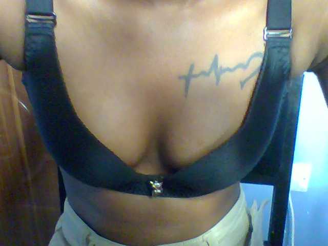 Fun-gal live cam on BongaCams