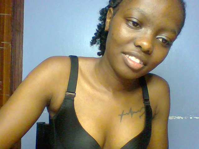 Fun-gal live cam on BongaCams