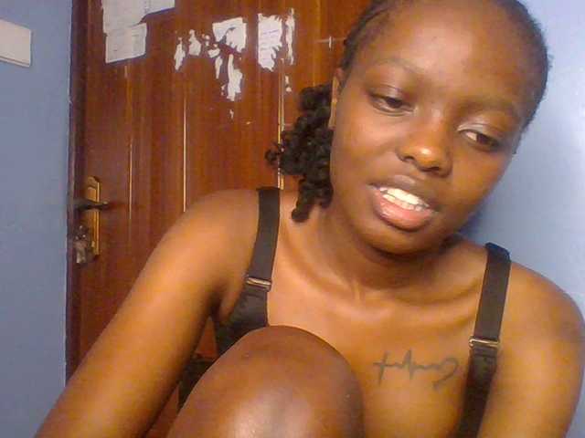 Fun-gal live cam on BongaCams