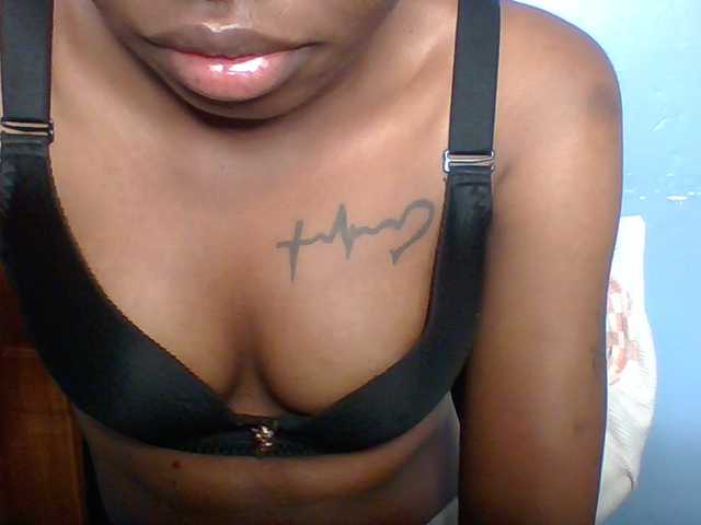 Fun-gal live cam on BongaCams