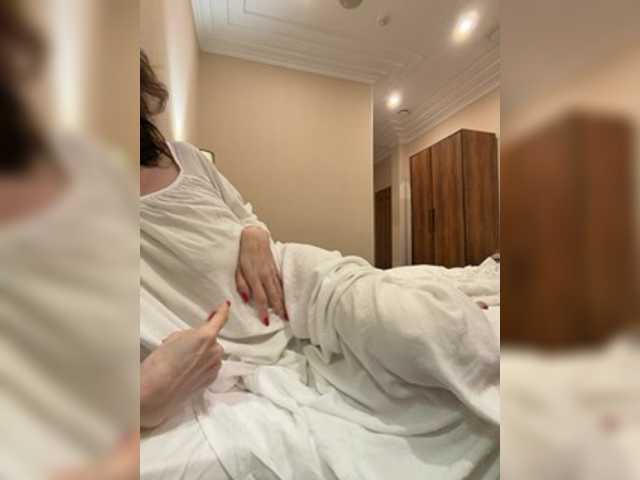 go to chat with Kostello_and_Fiona