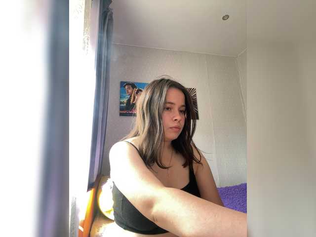 RiaLowelyt live cam on BongaCams