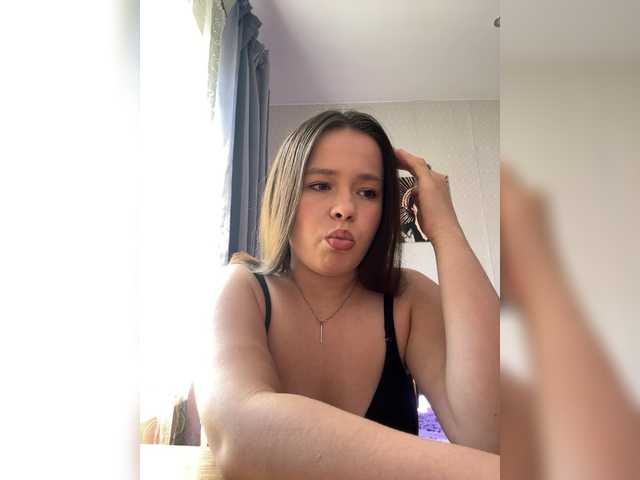 RiaLowelyt