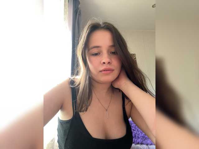 RiaLowelyt live cam on BongaCams