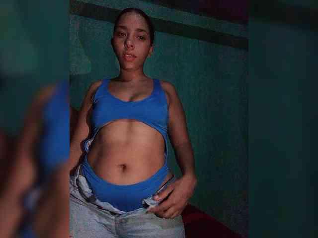 QueenVixen webcam