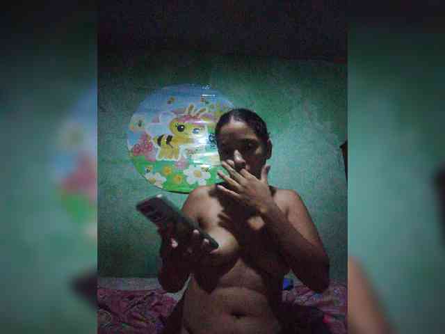 QueenVixen webcam