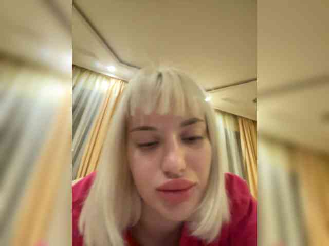 SabinaBina webcam