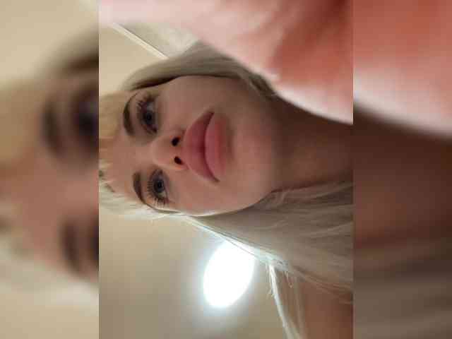 SabinaBina webcam