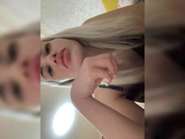 SabinaBina webcam