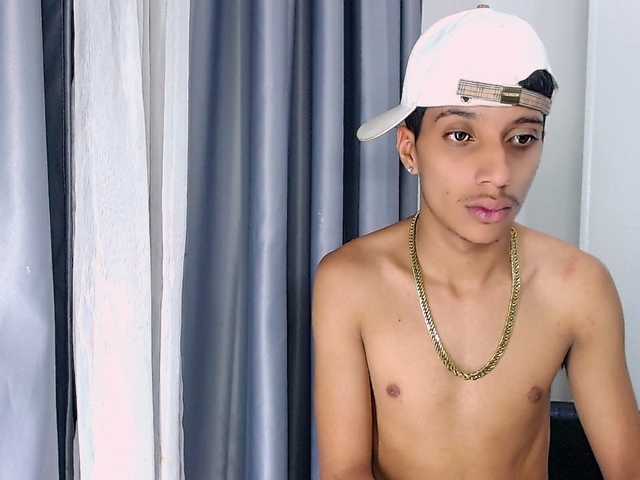 jlbrayan12 live webcam show