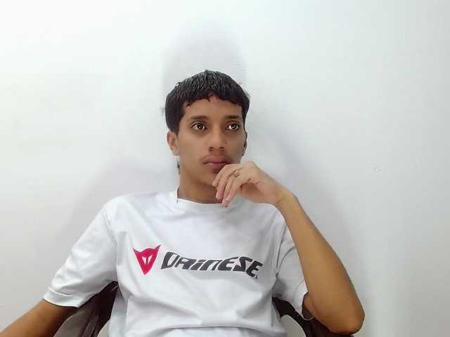 jlbrayan12 live cam preview
