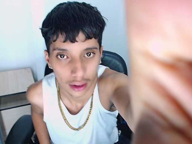 jlbrayan12 live webcam show