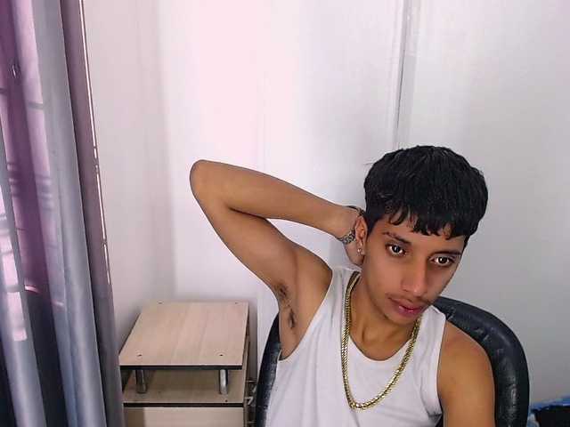 jlbrayan12 live webcam show