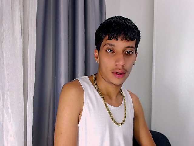 jlbrayan12 live webcam show