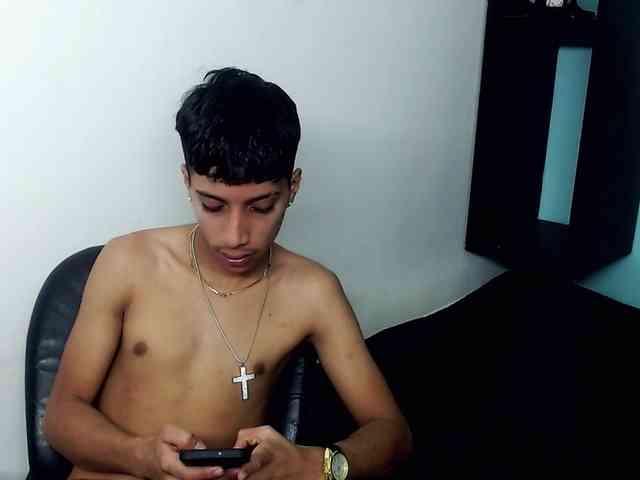 jlbrayan12 Sex Cam Show