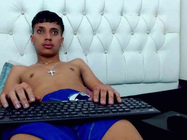 jlbrayan12 Sex Cam Show