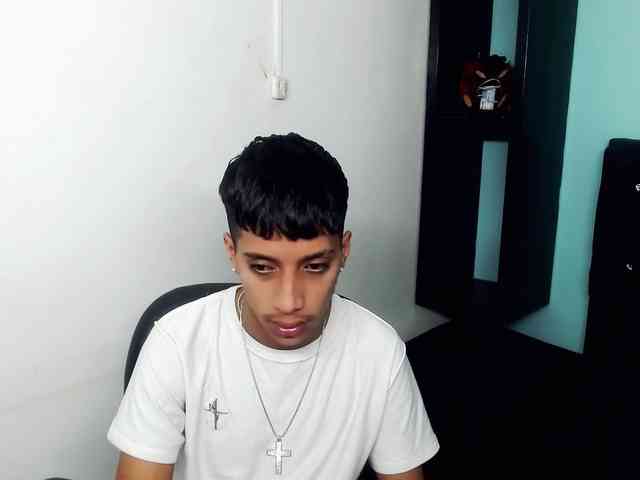 jlbrayan12 Sex Cam Show