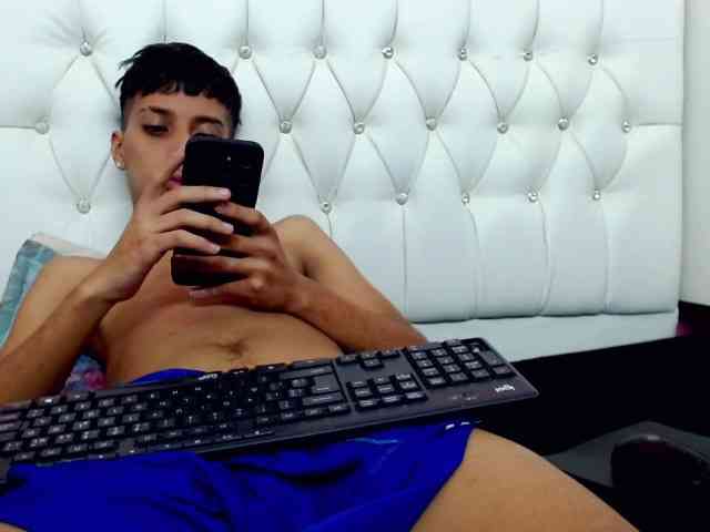 jlbrayan12 Sex Cam Show