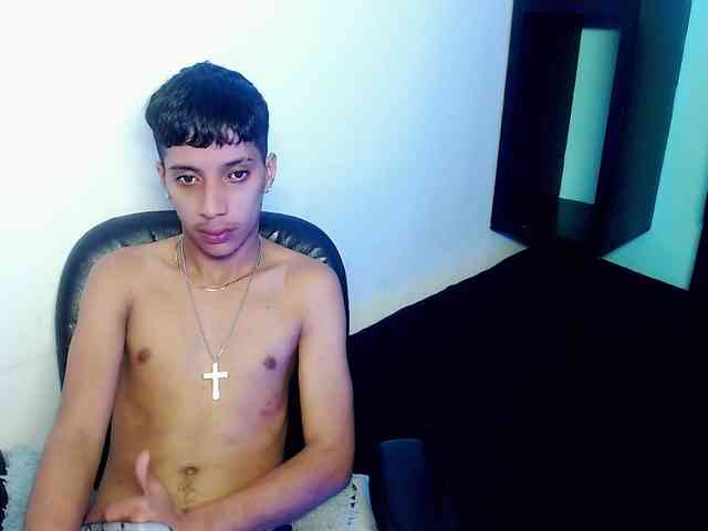 jlbrayan12 Sex Cam Show