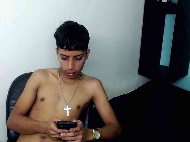 jlbrayan12 Sex Cam Show