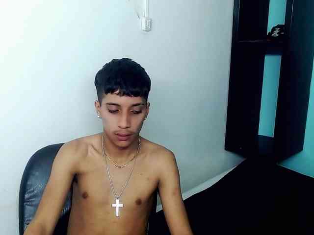 jlbrayan12 Sex Cam Show
