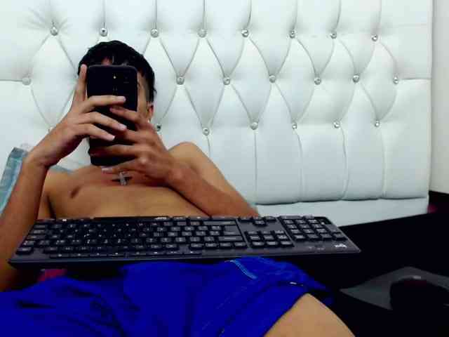 jlbrayan12 Sex Cam Show