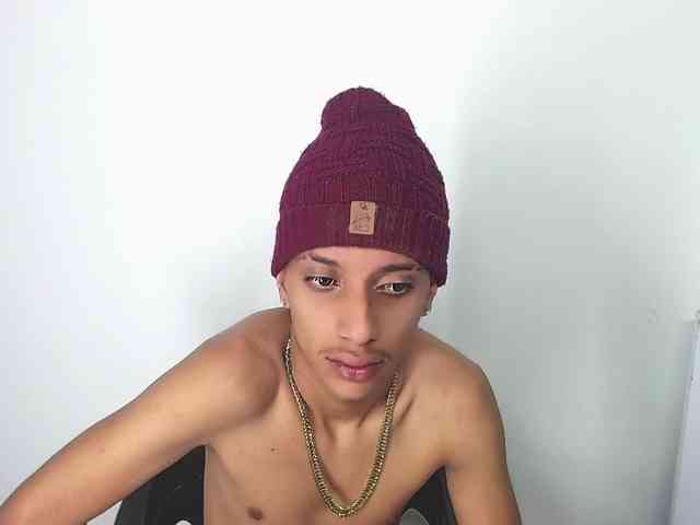 jlbrayan12 Live Webcam on BongaCams