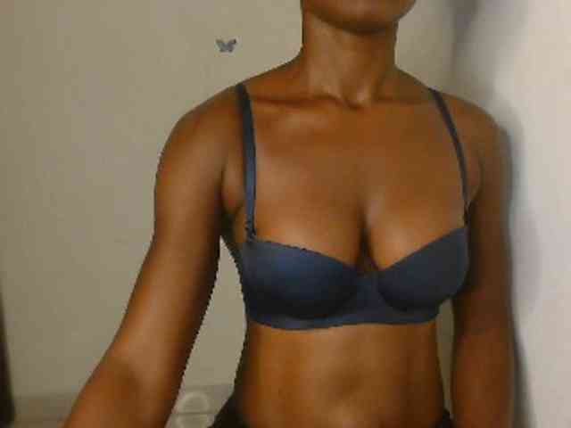 Nasty-Wet-pussyy Live Webcam on BongaCams