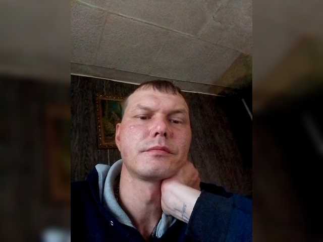 Zevs1121, 34 y/o - Live Cam on BongaCams