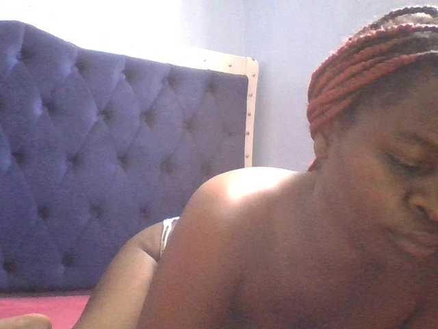 Sweetpussy22 live webcam show