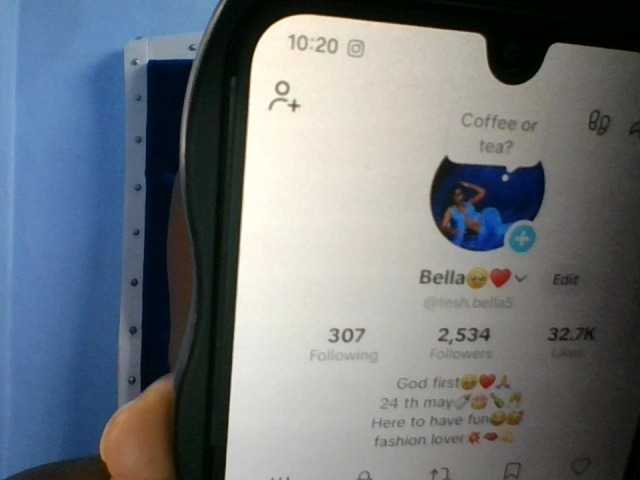 Sweetpussy22 live cam on BongaCams