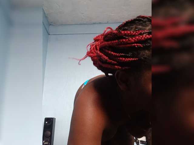 Sweetpussy22 live webcam show