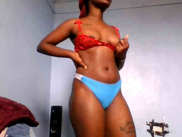 Sweetpussy22 webcam