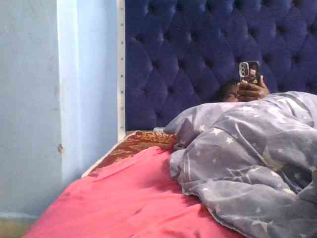 Sweetpussy22 webcam