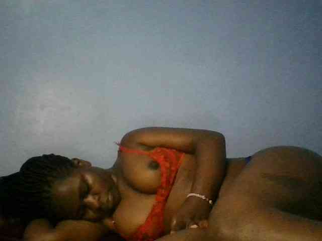 Sweetpussy22 webcam
