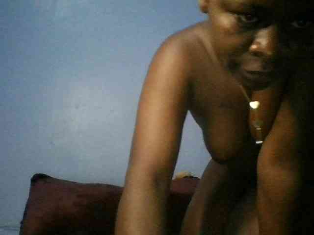 Sweetpussy22 webcam