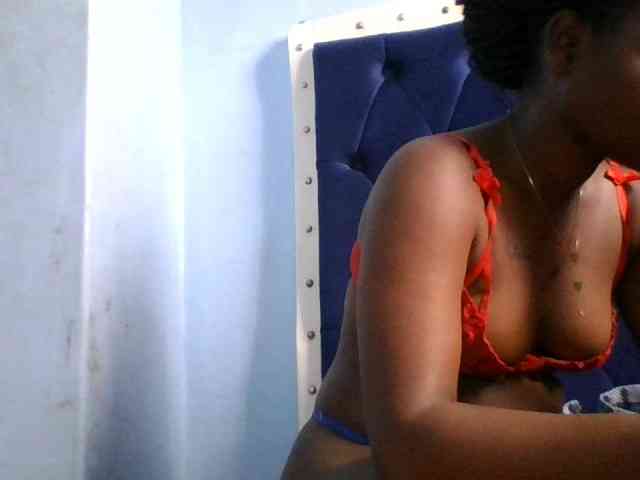 Sweetpussy22 webcam