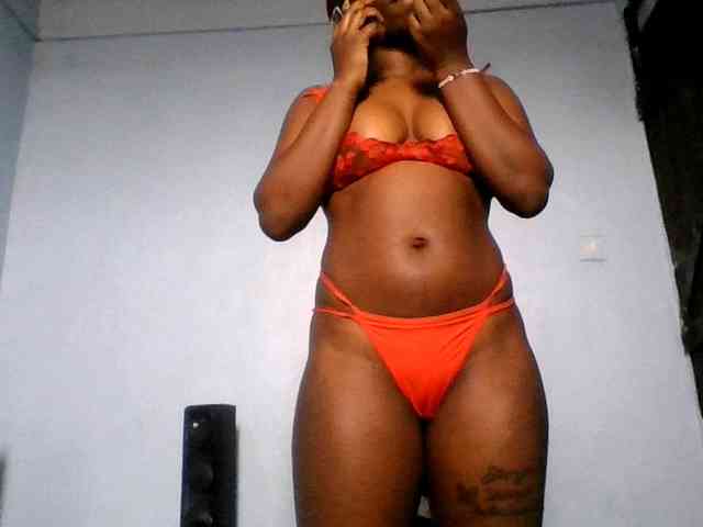Sweetpussy22 webcam