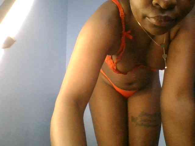 Sweetpussy22 webcam