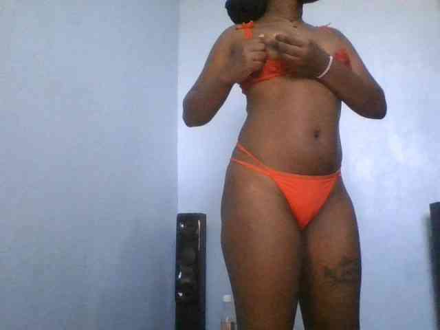Sweetpussy22 webcam