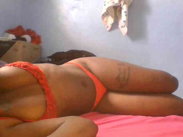 Sweetpussy22 webcam