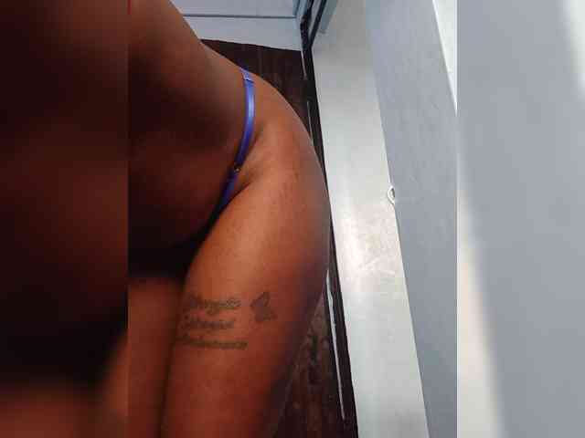 Sweetpussy22 Live Webcam on BongaCams