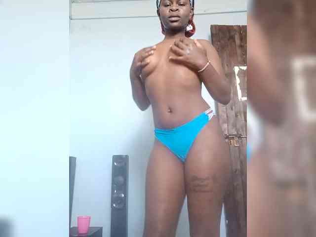 Model: Sweetpussy22