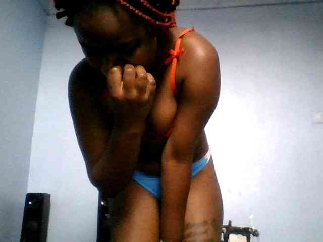 Sweetpussy22 webcam