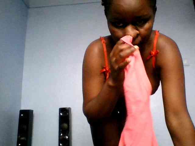 Sweetpussy22 webcam